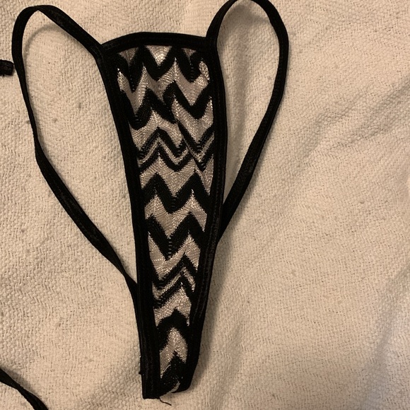 Lingerie - Picture 6 of 8